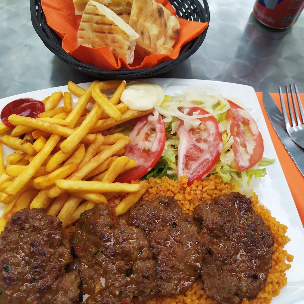 Restaurant Peri 1